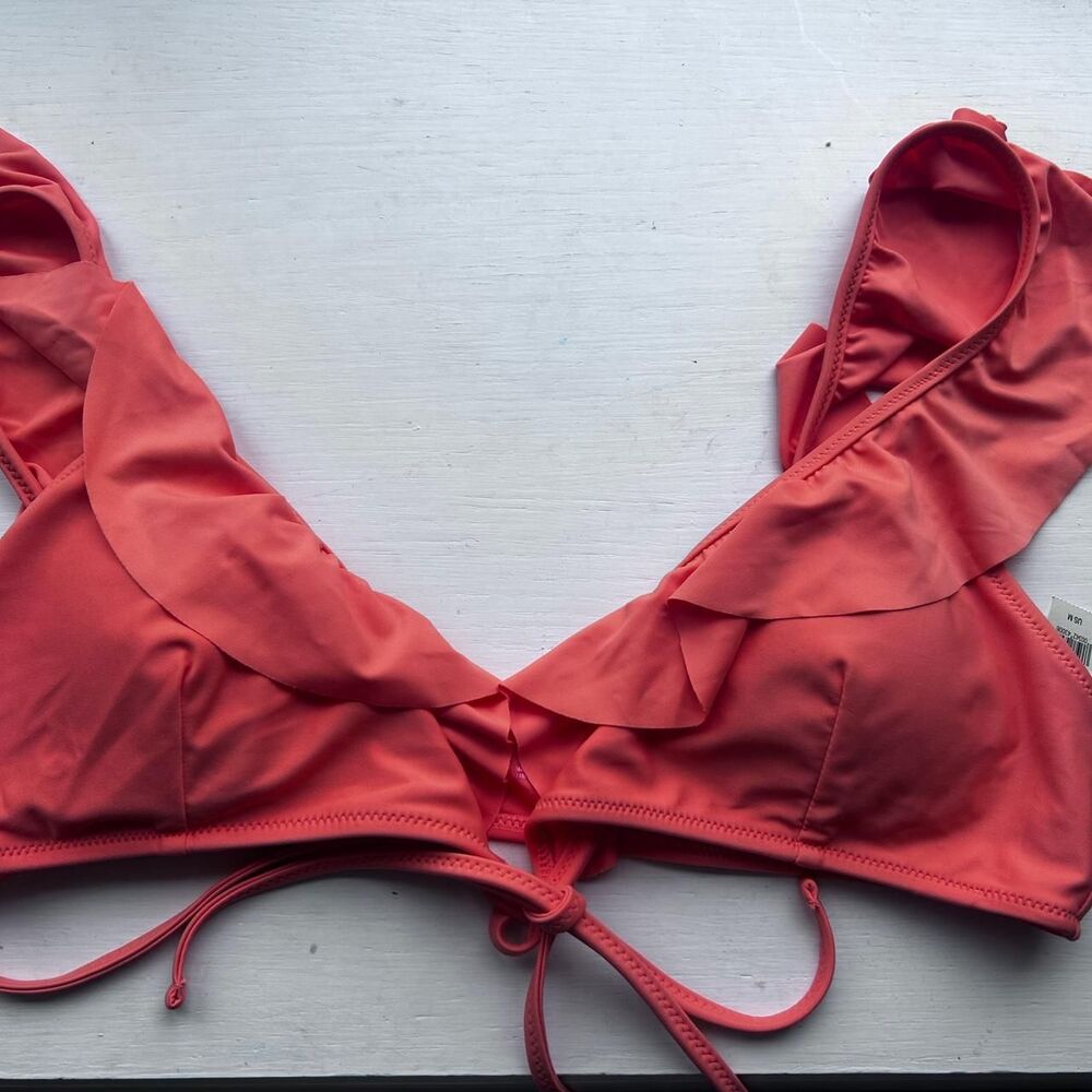 Brand NEW Aerie Women's Orange tops Medium Beach Summer ruffles‎